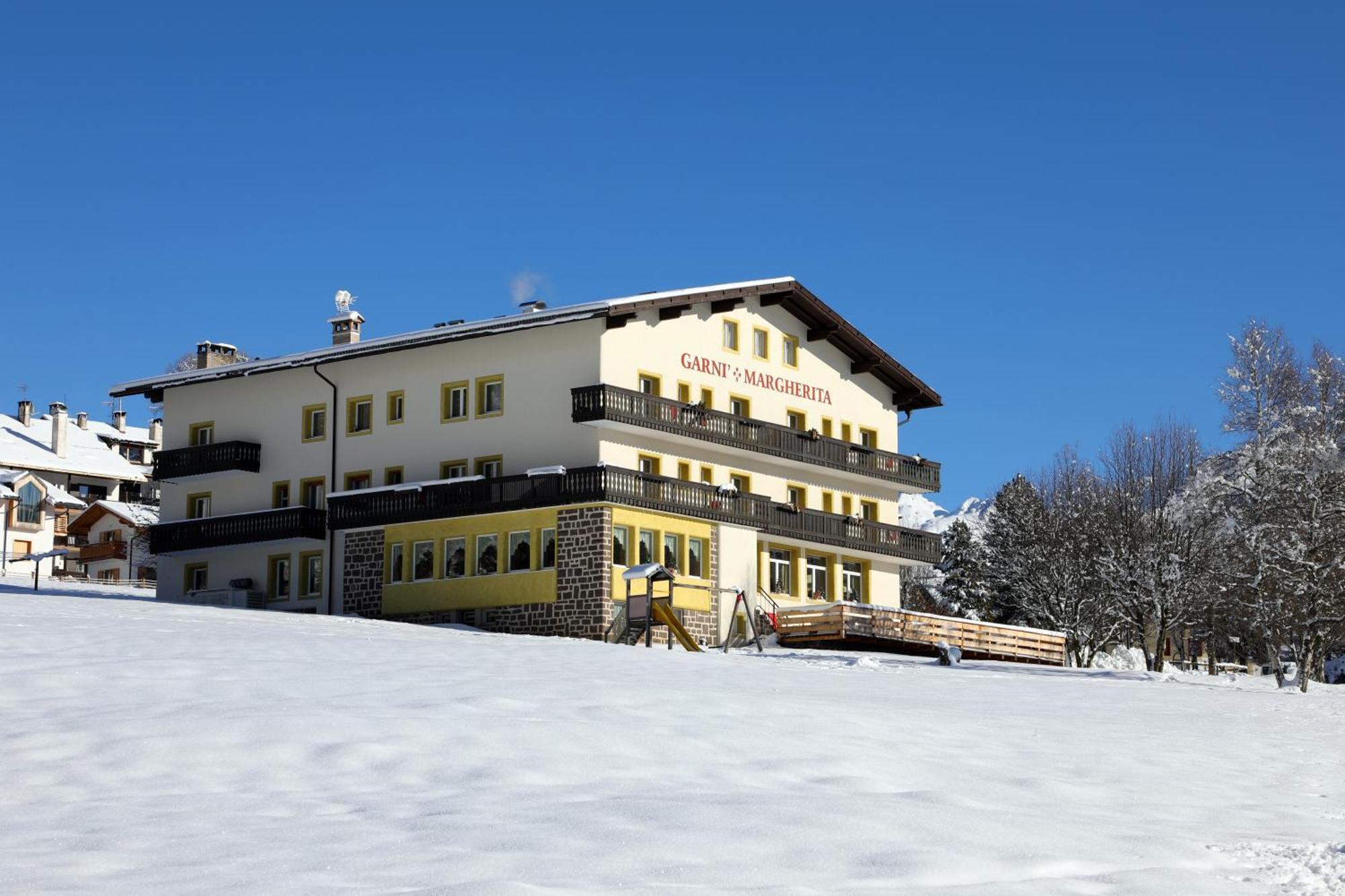 Garni' Margherita Predazzo Exterior photo